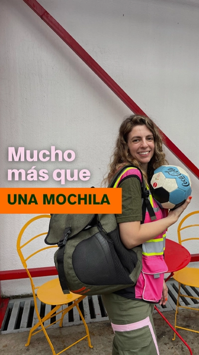mochila portacasco
