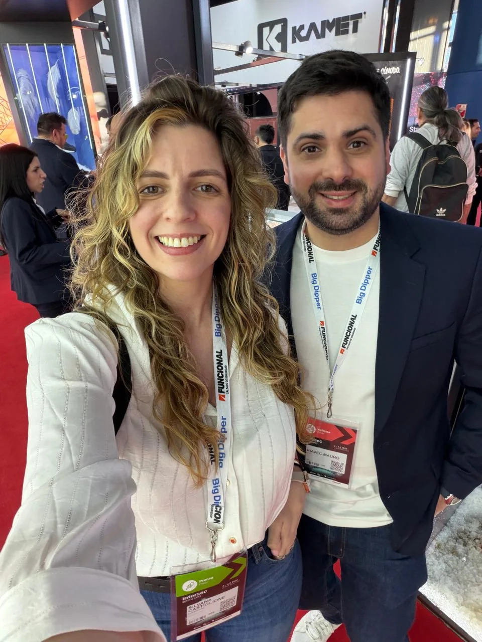 Encuentro entre profesionales durante Intersec Buenos Aires 2026